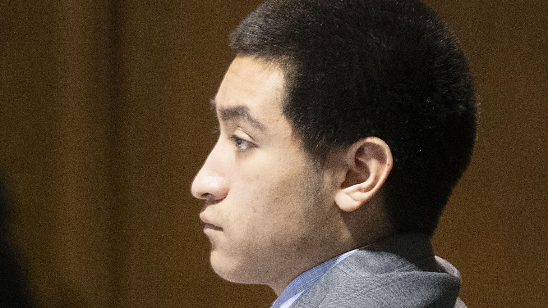 Man who killed Lincoln officer pleads to assault in another man's death